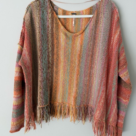 FREE PEOPLE  MULTICOLOR FRINGE KNIT PULLOVER SWEATER WOMEN’S SIZE XS (OVERSIZED) - Picture 3 of 9